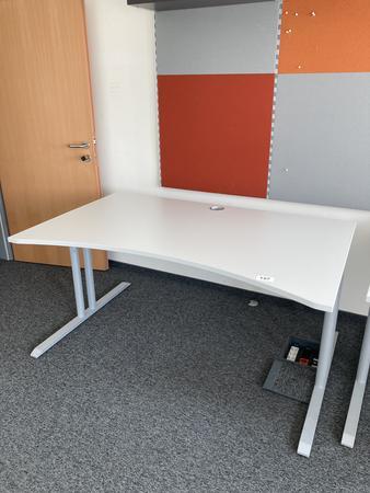 Schreibtisch ohne R�ckwand, geschwungen, Ma�e: ca. 160 x 85 x 100 cm