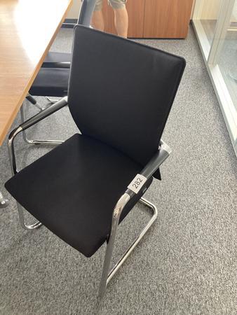 9 Freischwinger-St�hle Marke Girsberger in Schwarz