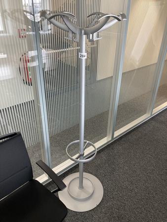 Kleiderst�nder