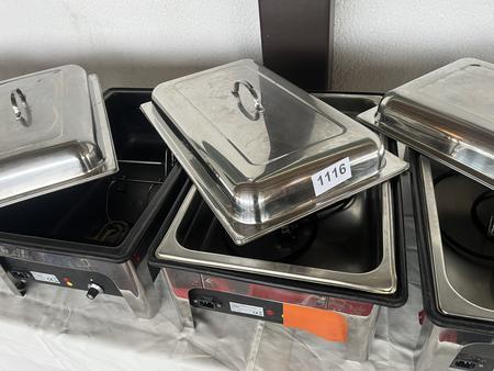 5 Stk. Chewing-Tische mit Deckel und 1 Stk. ohne Deckel, elektrisch beheizt