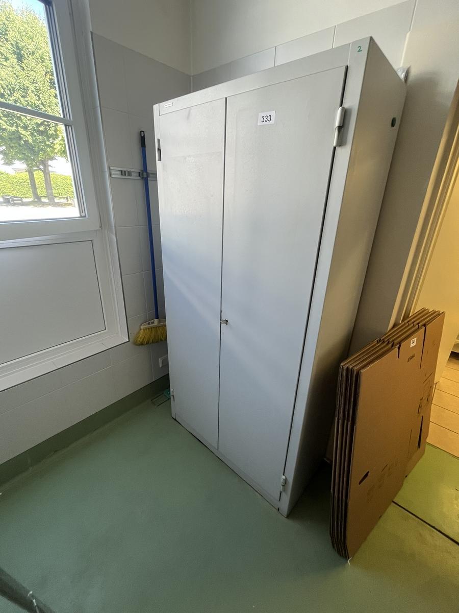 Wertheim Doppelfl&uuml;gelt&uuml;rschrank mit Schl&uuml;ssel und Fachebene  100/44/195 cm?d=2026-07-28 18:40:10