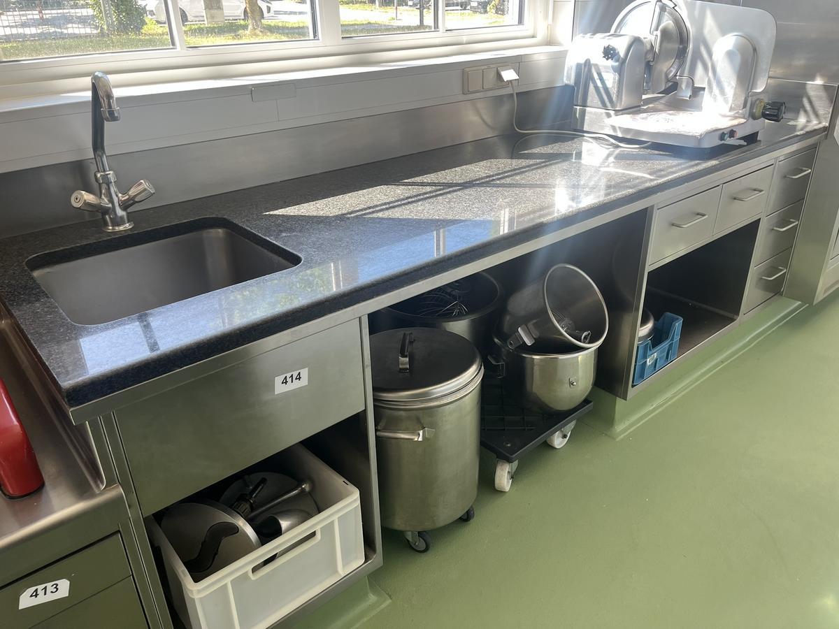 Edelstahl Arbeitsmodul mit Sp&uuml;lbecken und 5 Laden Patisserie ca.3400/800/900 mm mit Kunststoffarbeitsplatte?d=2026-07-28 22:56:26